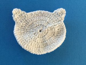 Crochet cat head with ears