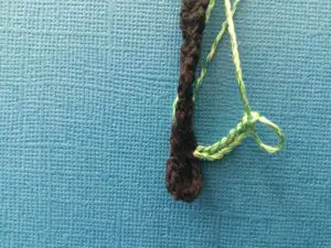 Crochet dragonfly wing beginning