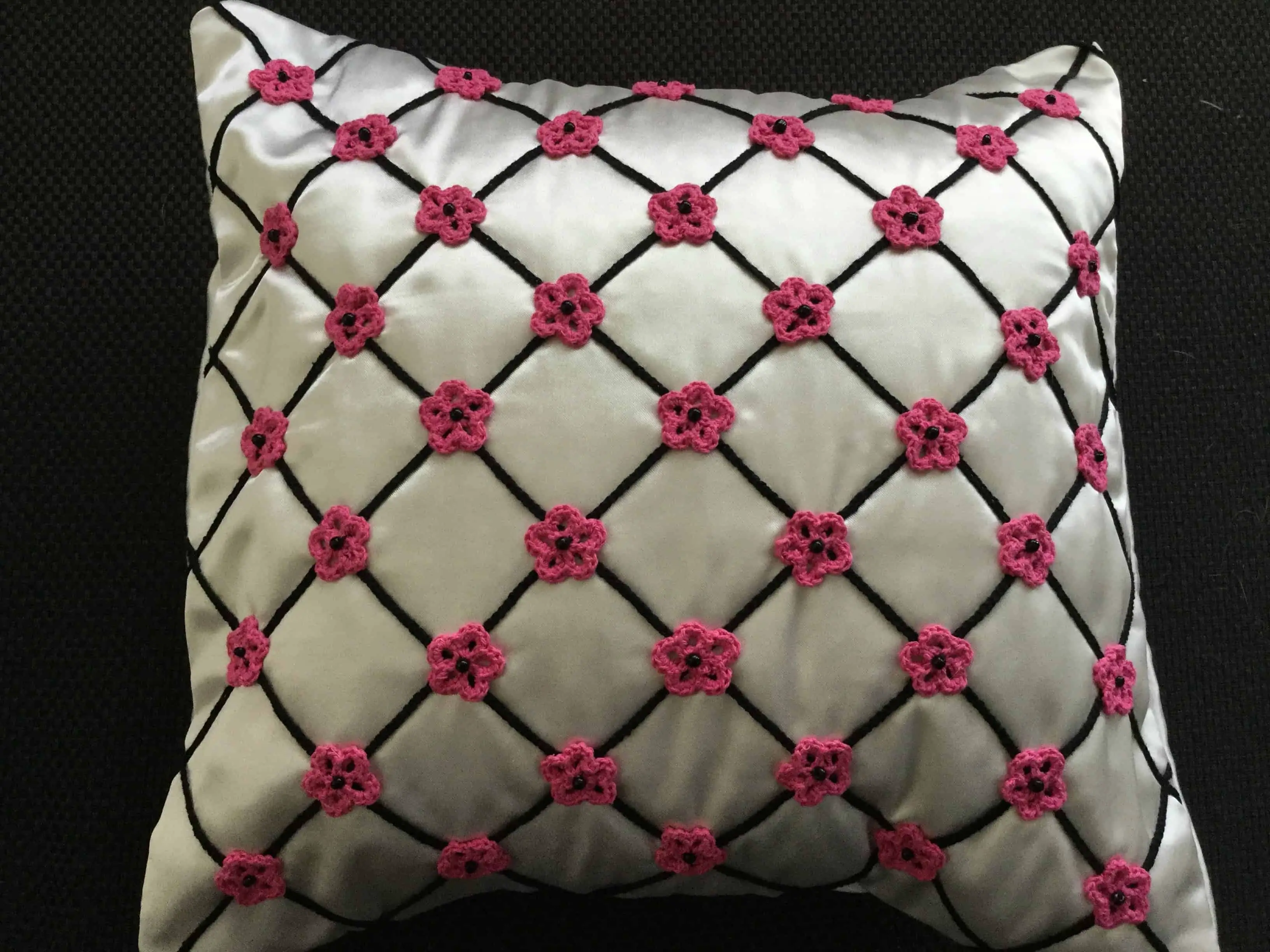 Finished crochet flower cushion with insert (Pink)