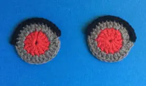 Crochet car wheels with black piece