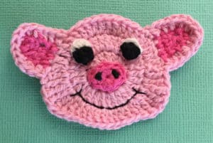 Crochet pig face with mouth