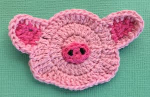 Crochet pig face with nose