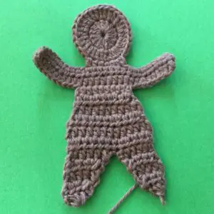 Crochet gingerbread man body with legs