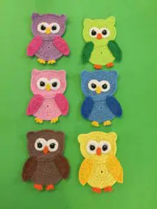 Finished crochet owl group portrait