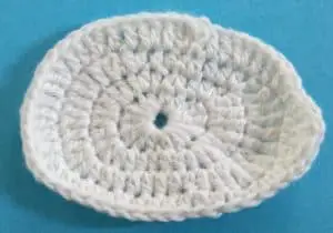 Crochet swan body