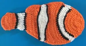 Crochet clown fish body with top back fin