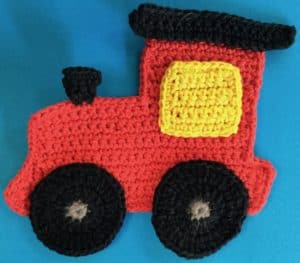 Crochet train engine body with wheels