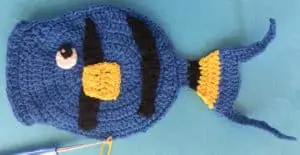 Crochet fish scrubbie joining for bottom fin