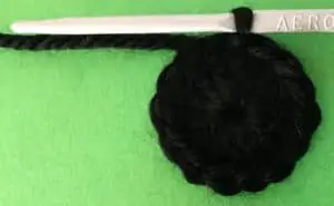 Easy crochet sheep head row one