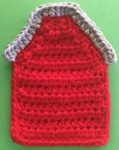 Crochet barn barn front roof