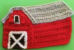 Crochet barn barn front with barn side