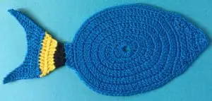Crochet tropical fish body with tail