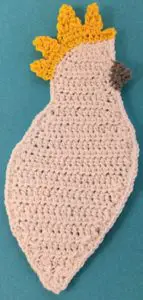 Crochet cockatoo crest fourth section