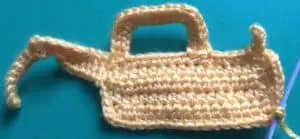 Crochet digger joining front arm