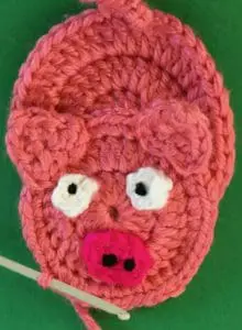 Crochet easy pig beginning first leg