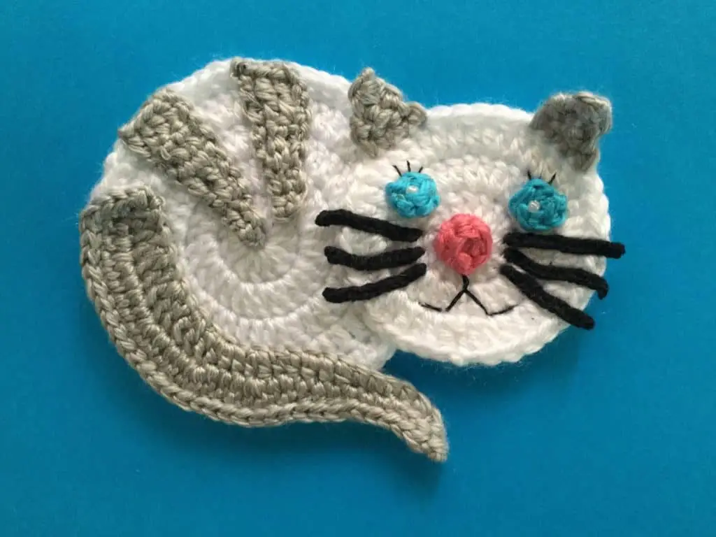 Finished easy cat crochet landscape