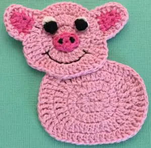 Crochet pig body with head