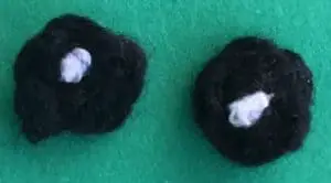 Crochet child teddy bear eyes with dots