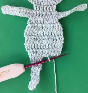 Crochet teddy bear applique joining for second leg