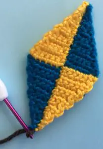 Crochet kite joining for tail