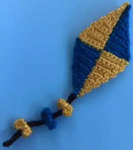 Crochet kite tail with bows