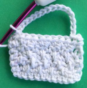 Crochet picnic food handle joined