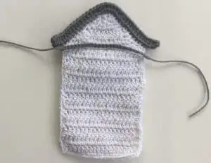 Crochet beach huts chain for bunting