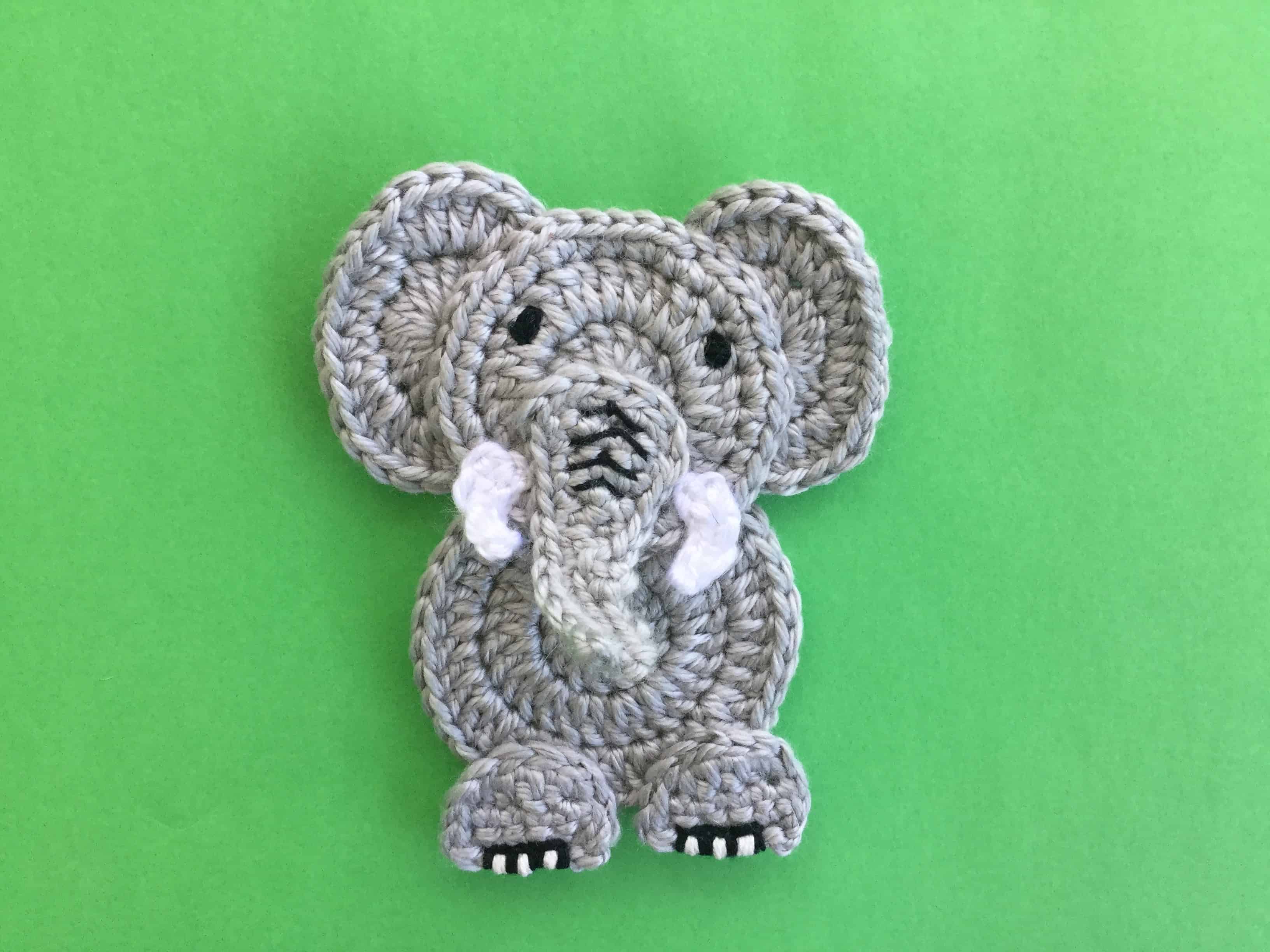 Finished crochet easy elephant landscape