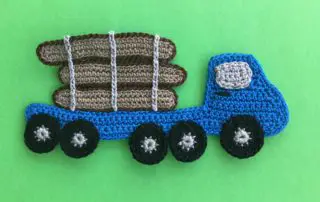 Finished crochet log truck 2 ply landscape