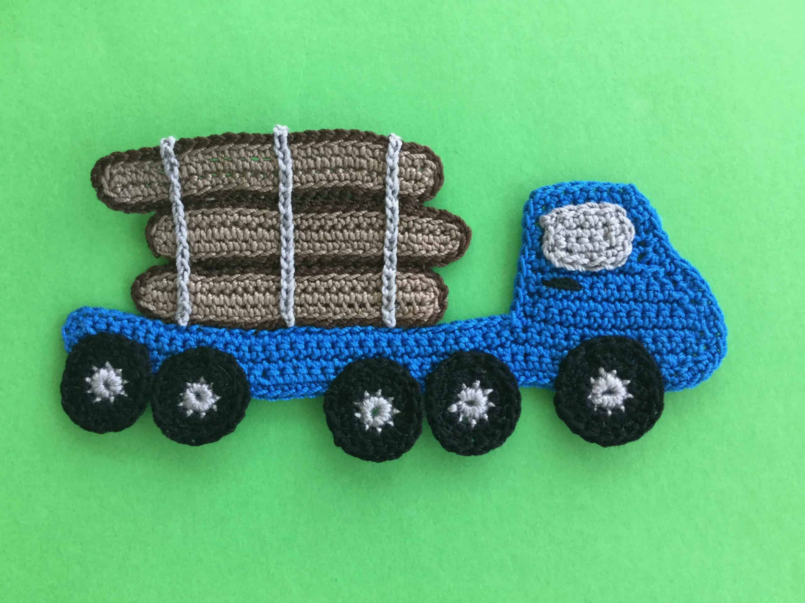 Finished crochet log truck 2 ply landscape