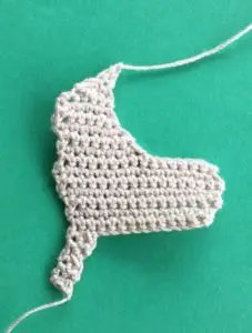 Crochet goat 2 ply body with front leg