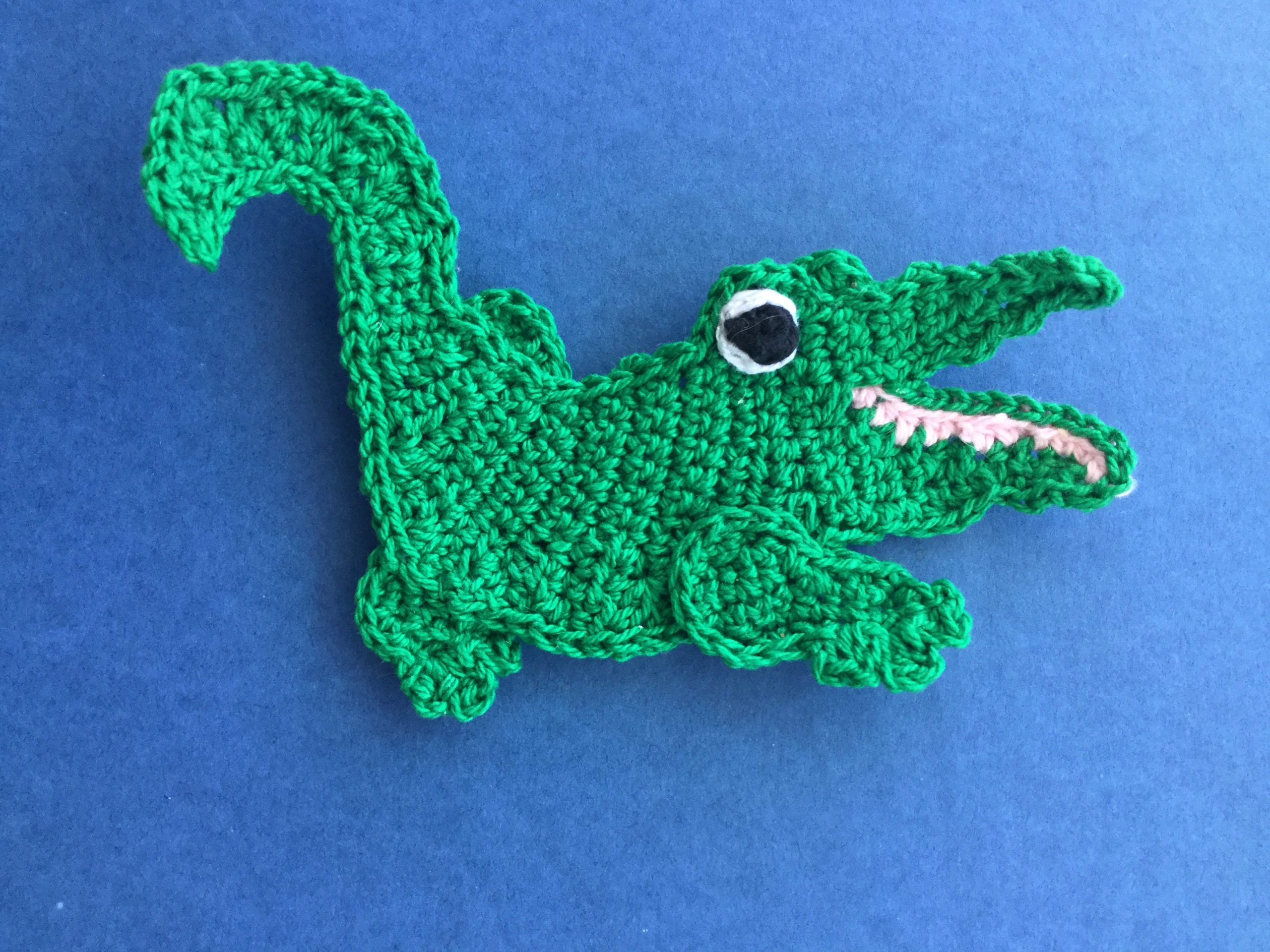 Finished crochet crocodile 4 ply landscape