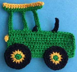 Crochet tractor 2 ply body with front wheel