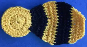 Crochet bee 2 ply head and fourth stripe