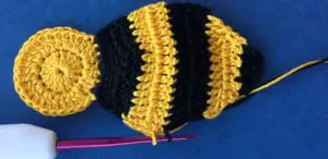 Crochet bee 2 ply neatening row first part