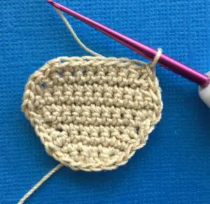 Crochet meerkat 2 ply head part neatened