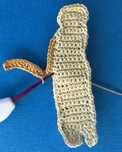 Crochet meerkat 2 ply joining first arm to body