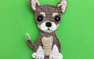 Finished crochet chihuahua 4 ply landscape