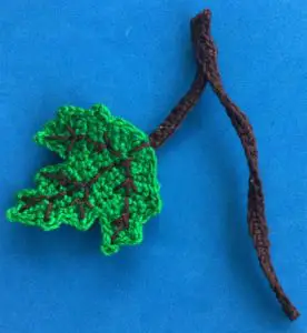 Crochet grapes 2 ply leaf with stalk