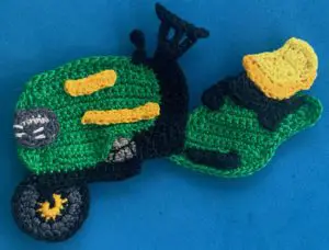 Crochet ride on mower 2 ply body with front chain