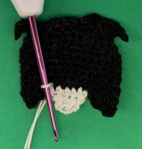 Crochet border collie 2 ply joining for head bottom neatening