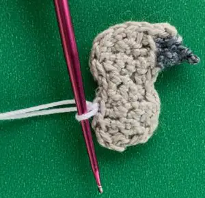 Crochet vulture 2 ply joining for neck feathers