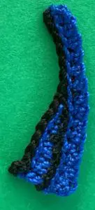 Crochet lady 2 ply pleat row 4