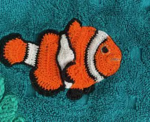 Crochet sea towel clown fish