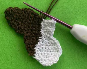 Crochet French bulldog 2 ply joining for head first side neatening