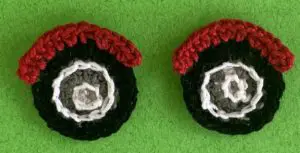 Crochet fire engine 2 ply wheels with mudguards
