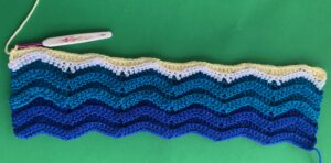 Crochet wall hanging sand row 1