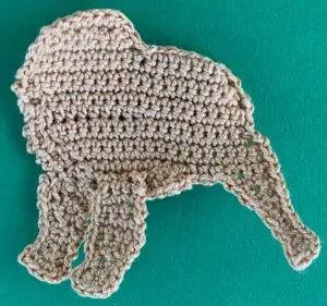 Crochet golden retriever 2 ply far front leg neatened