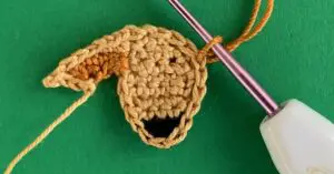 Crochet golden retriever 2 ply joining for second inner ear