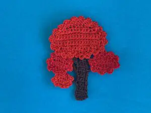 Finished crochet tree 2 ply landscape